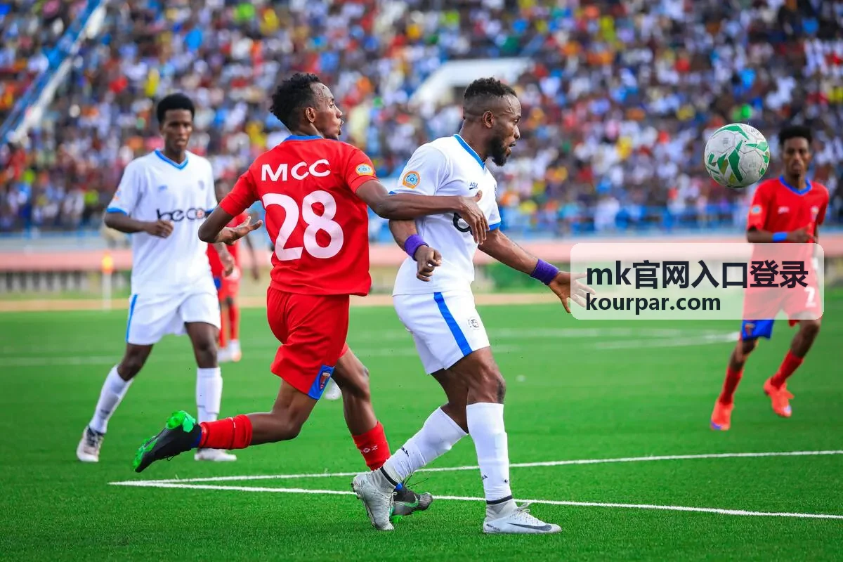 MK官网入口 链条锁扣单肩包